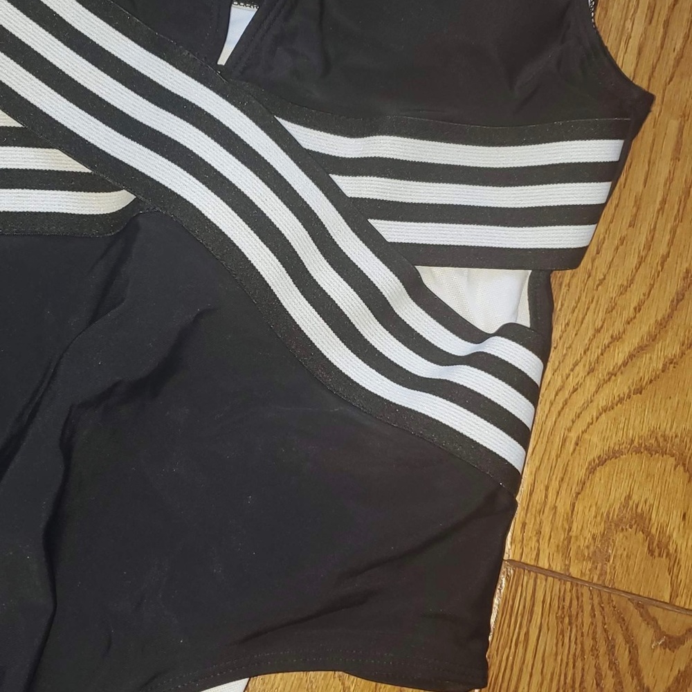 LAST 1❤️Striped One Piece Swimsuit - Picture 7 of 10